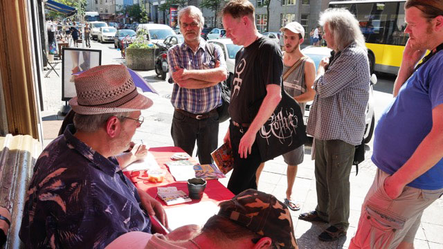 Gäste spenden Schatten